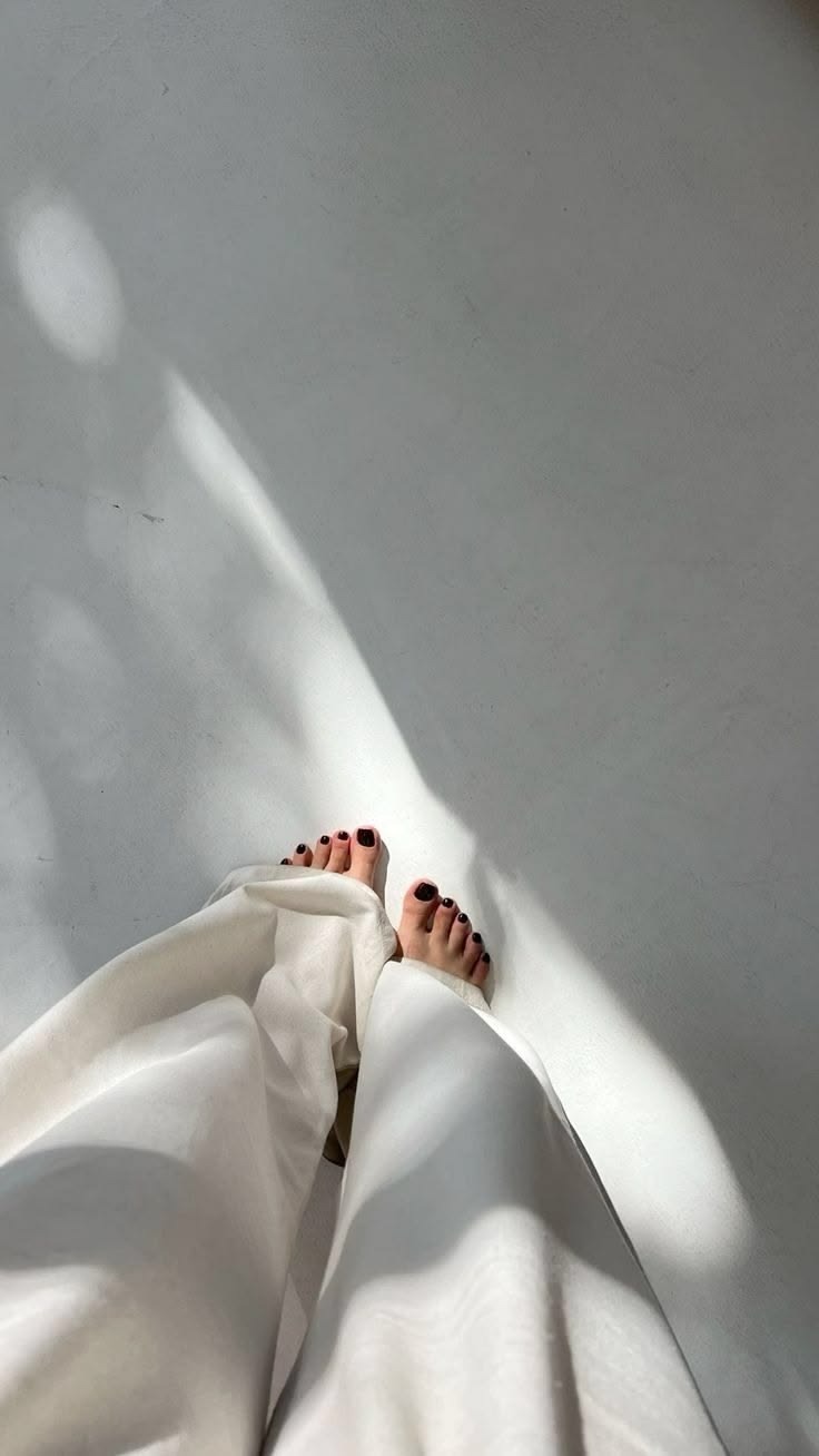 Pedi — Maru Nails
